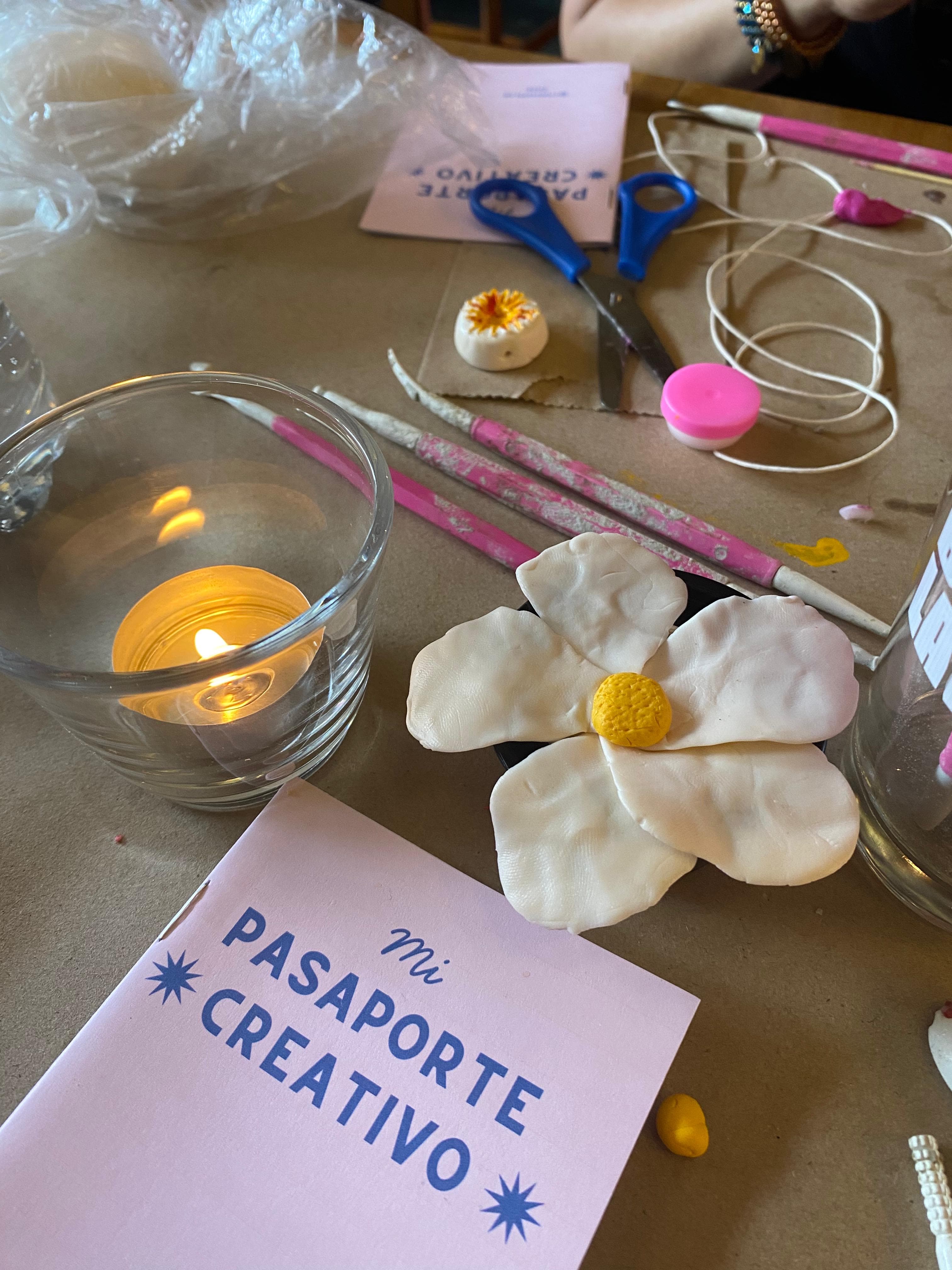 Creacion manual en un taller grupal